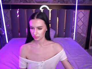 SnowWhiteee Porn Show