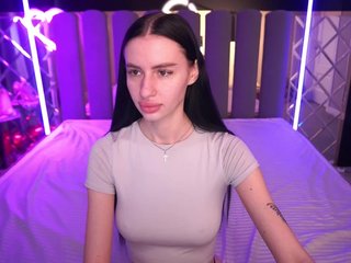 SnowWhiteee Porn Show