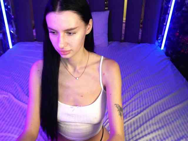 SnowWhiteee SnowWhiteee