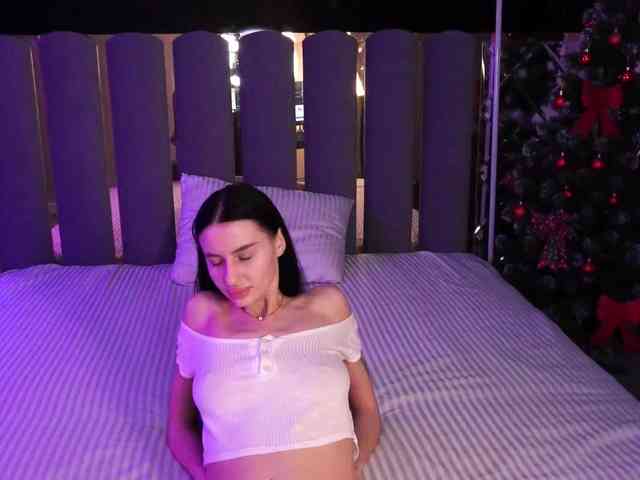 SnowWhiteee SnowWhiteee