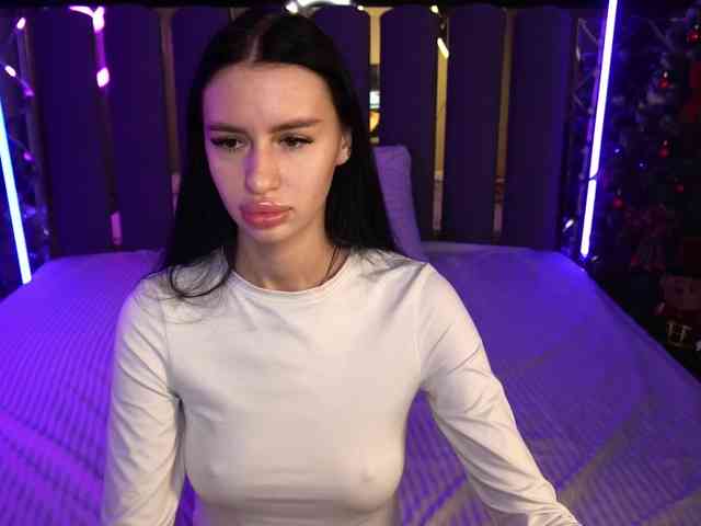 SnowWhiteee SnowWhiteee