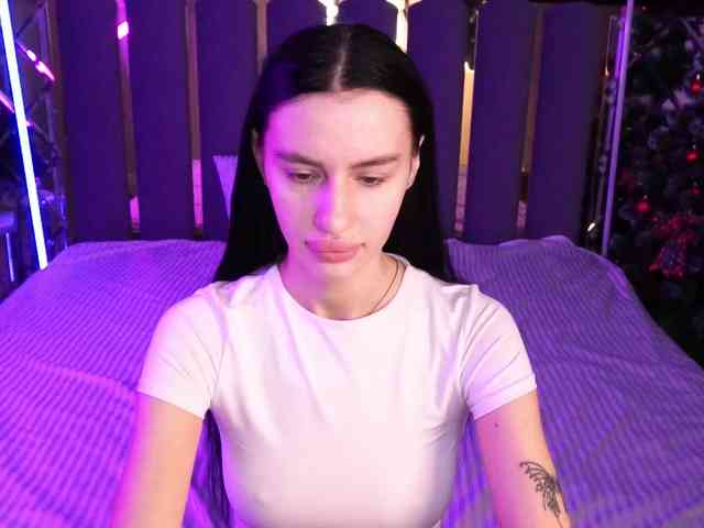 SnowWhiteee SnowWhiteee