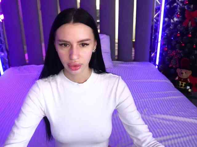 SnowWhiteee SnowWhiteee