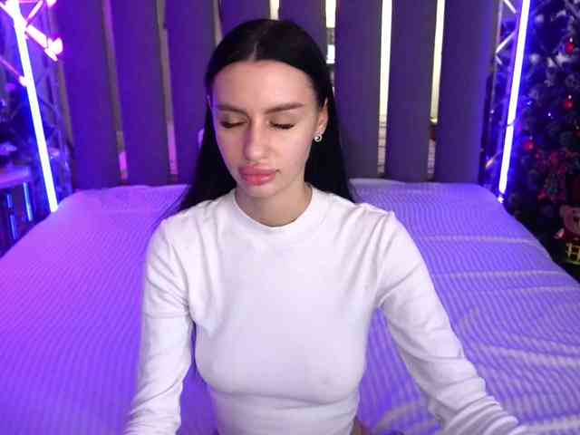 SnowWhiteee SnowWhiteee