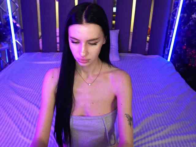 SnowWhiteee SnowWhiteee