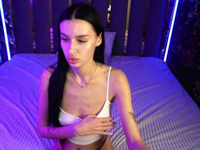 SnowWhiteee SnowWhiteee