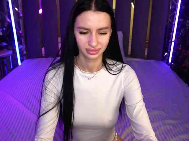 SnowWhiteee SnowWhiteee