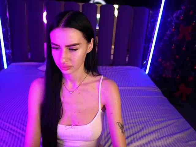 SnowWhiteee SnowWhiteee