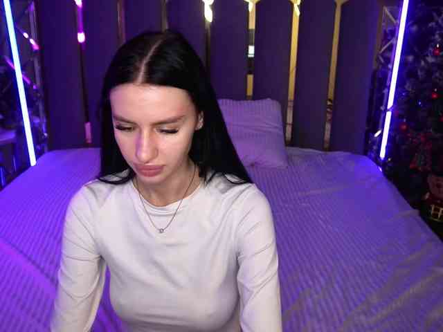 SnowWhiteee SnowWhiteee