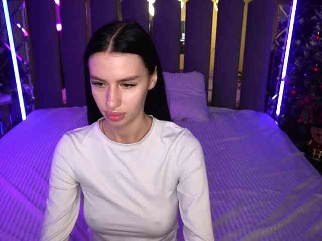 SnowWhiteee SnowWhiteee