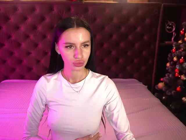 SnowWhiteee SnowWhiteee