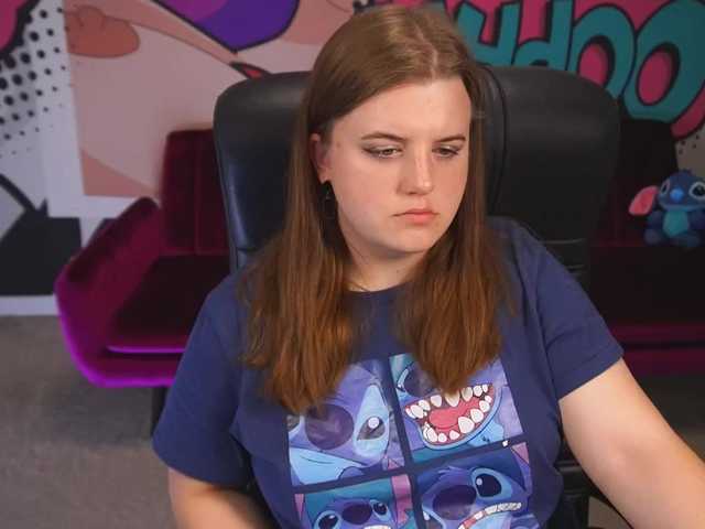  KristiMoons chat room