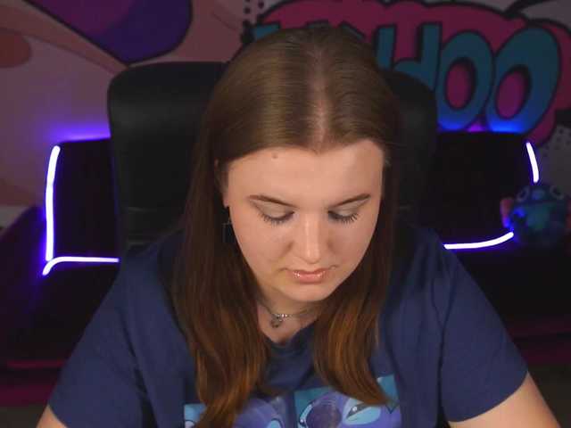  KristiMoons chat room
