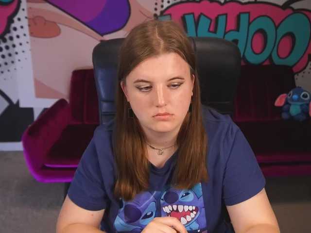  KristiMoons chat room