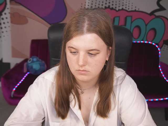  KristiMoons chat room