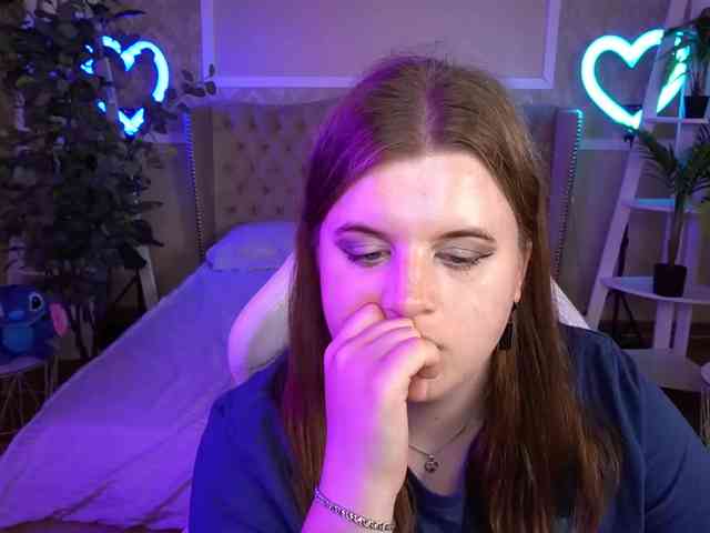 KristiMoons webcam