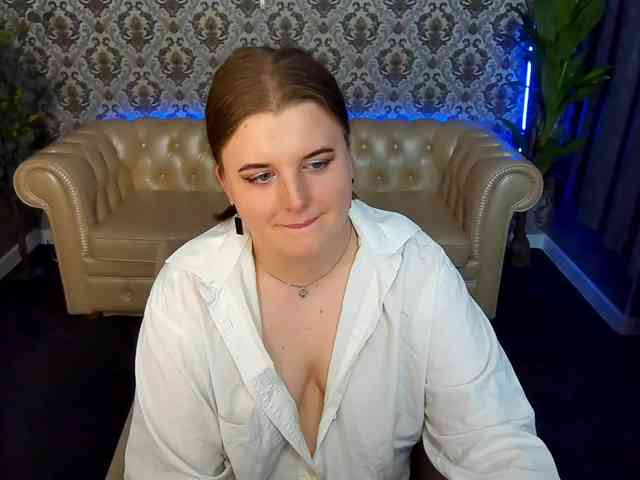 KristiMoons webcam
