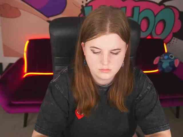 chat cam KristiMoons
