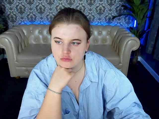 adult sex live KristiMoons
