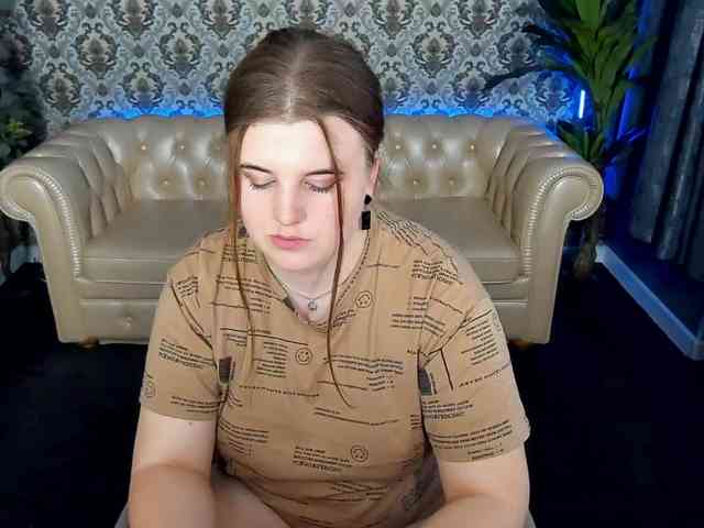 KristiMoons webcam