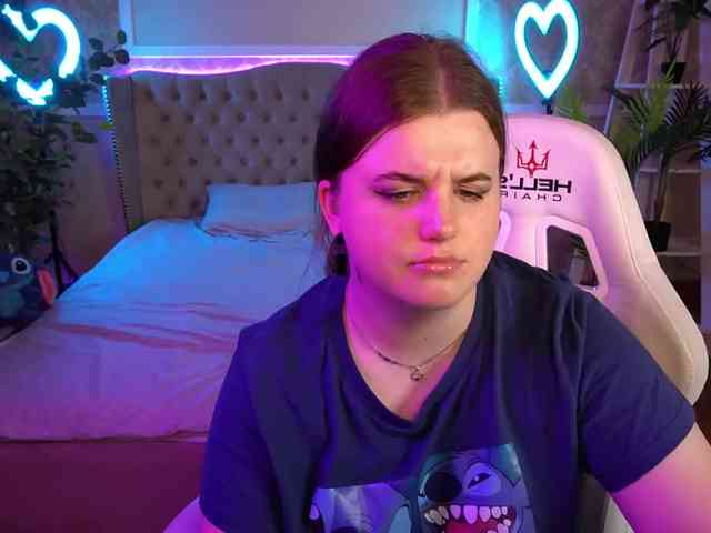 KristiMoons webcam