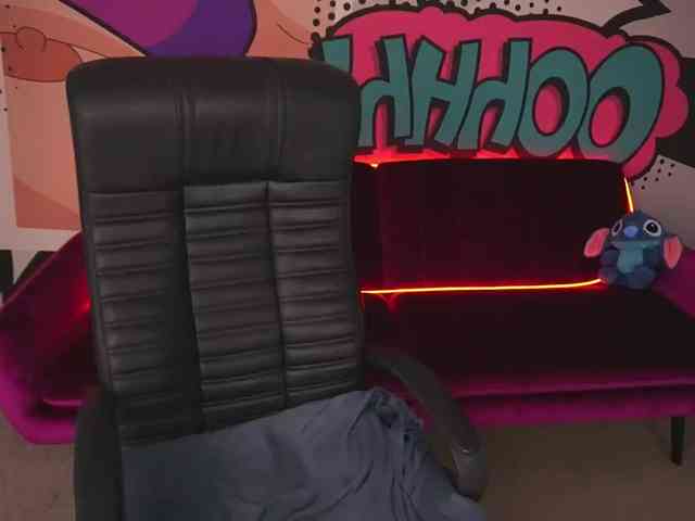free anonymous chat KristiMoons