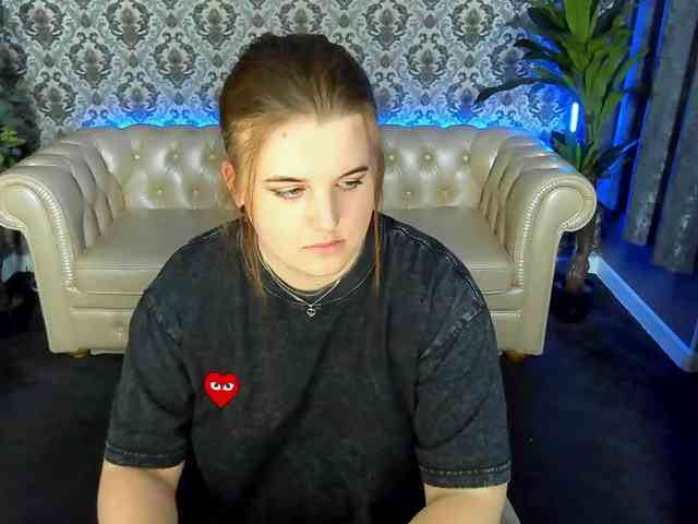 KristiMoons webcam