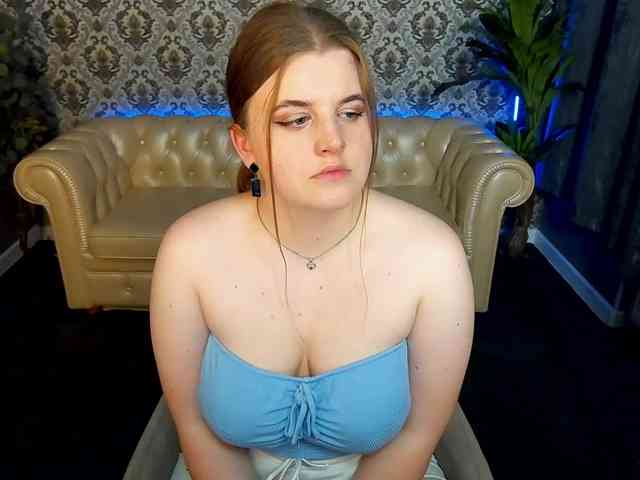 KristiMoons webcam