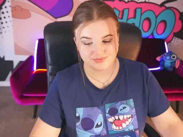 cam live sex KristiMoons