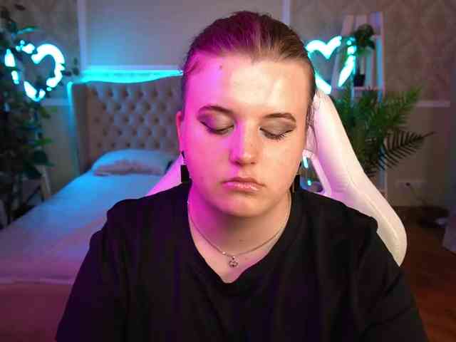 KristiMoons webcam