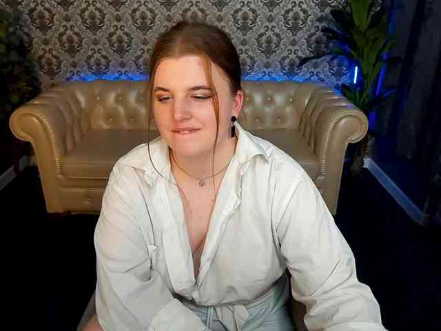 KristiMoons webcam