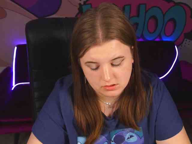 chat cam KristiMoons