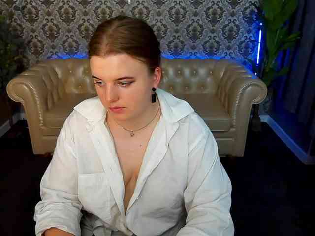 KristiMoons webcam
