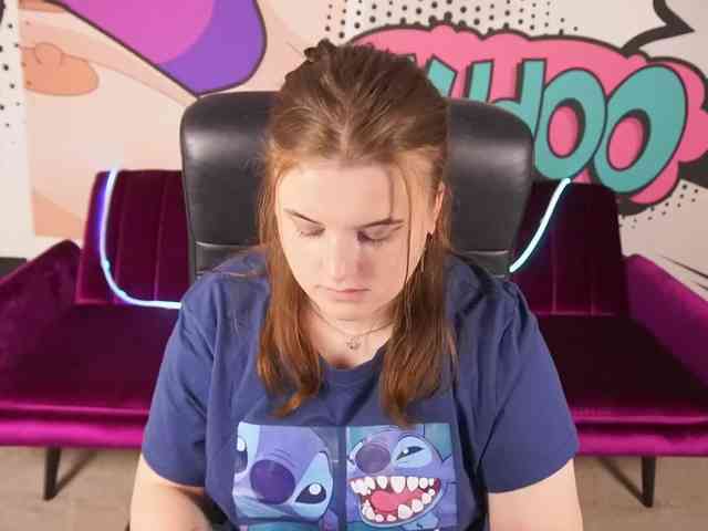live free sex cam KristiMoons