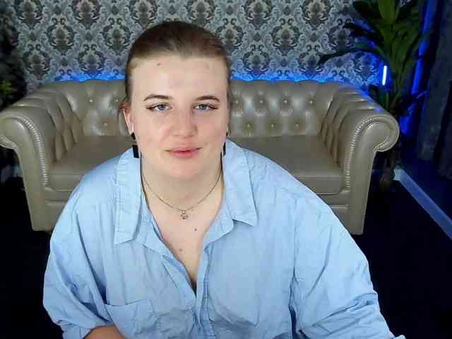 KristiMoons webcam