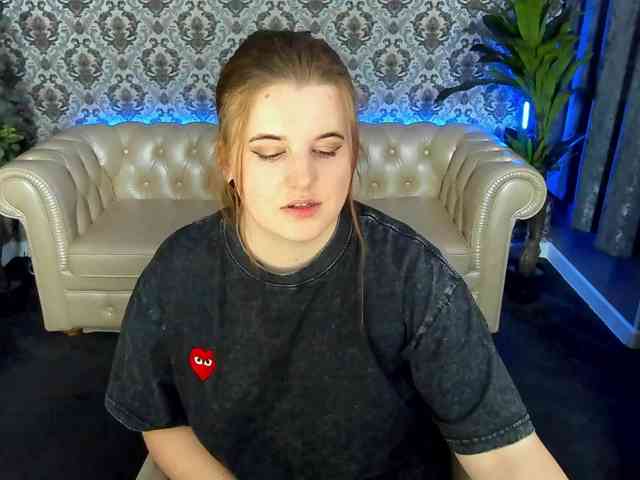 KristiMoons webcam