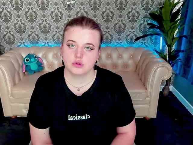 streaming web cam KristiMoons