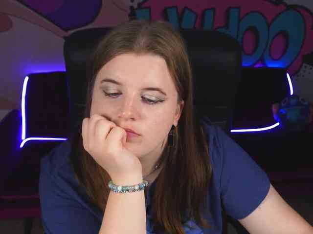 KristiMoons webcam