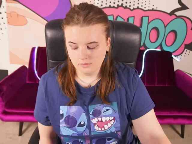 KristiMoons webcam