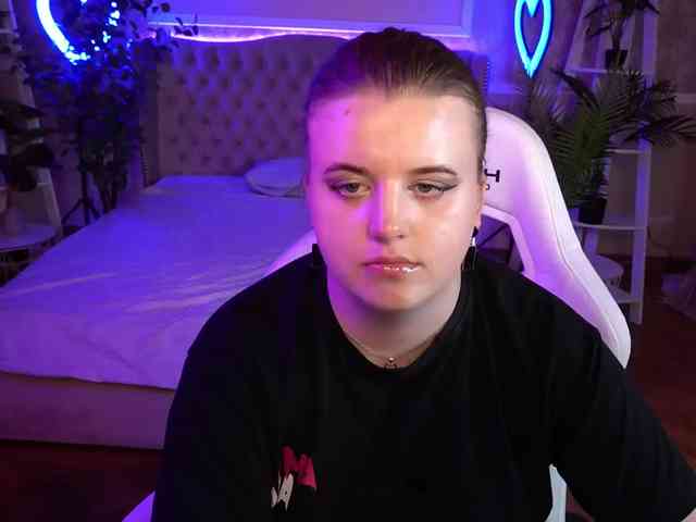 KristiMoons webcam