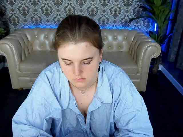 KristiMoons webcam