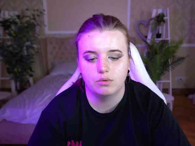 KristiMoons webcam