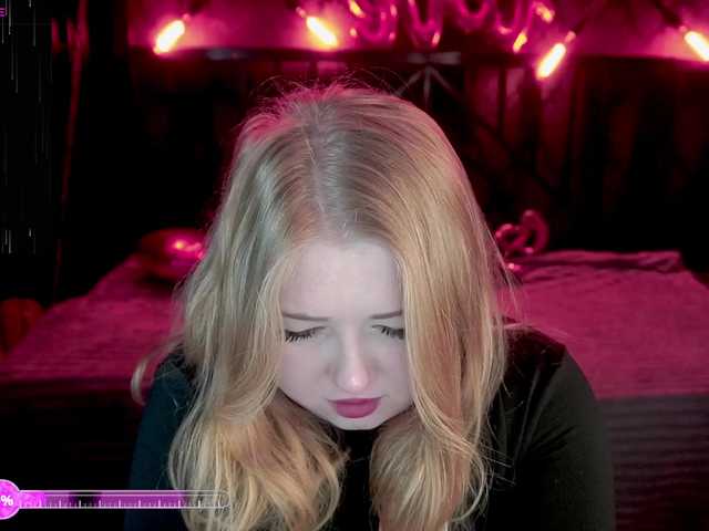 TinkerrBelll's BongaCams show and profile