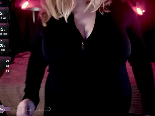 TinkerrBelll's BongaCams show and profile