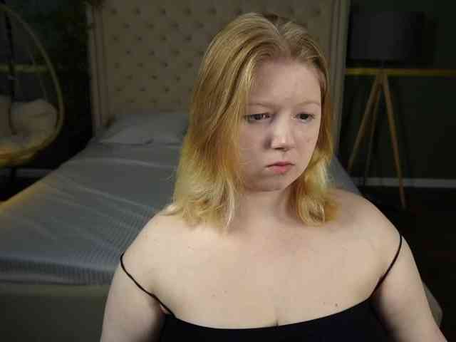 TinkerrBelll webcam