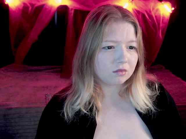 TinkerrBelll webcam