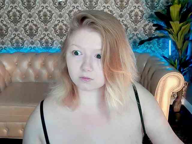 TinkerrBelll webcam