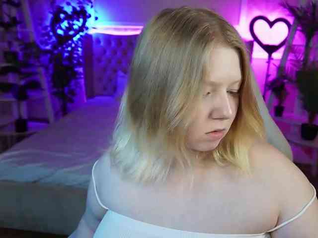 TinkerrBelll webcam