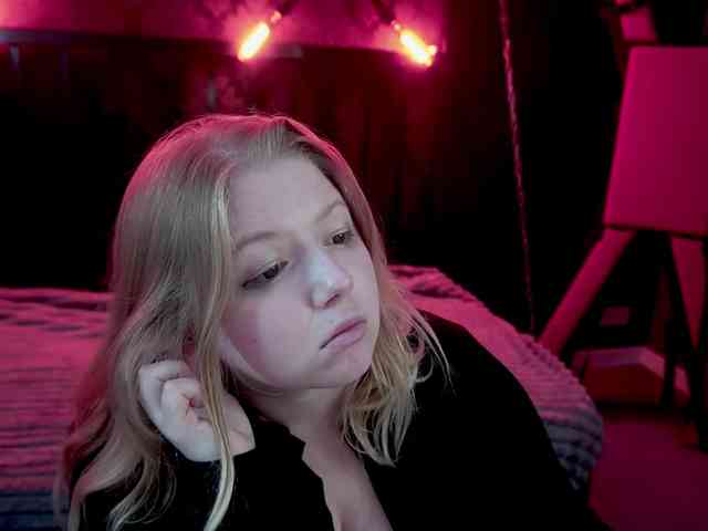 TinkerrBelll webcam