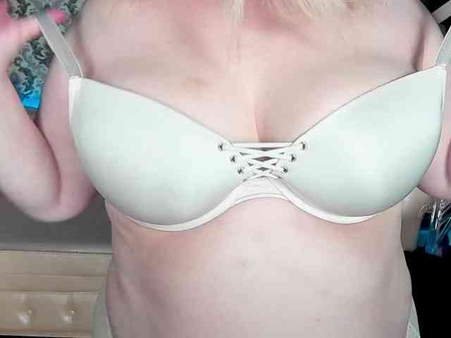 TinkerrBelll webcam